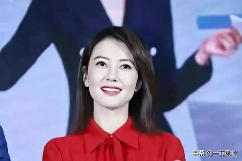 娱乐吃瓜君恋情顶流,顶流明星恋情曝光,揭秘娱乐圈甜蜜瞬间 第2张 娱乐吃瓜君恋情顶流,顶流明星恋情曝光,揭秘娱乐圈甜蜜瞬间 第2张